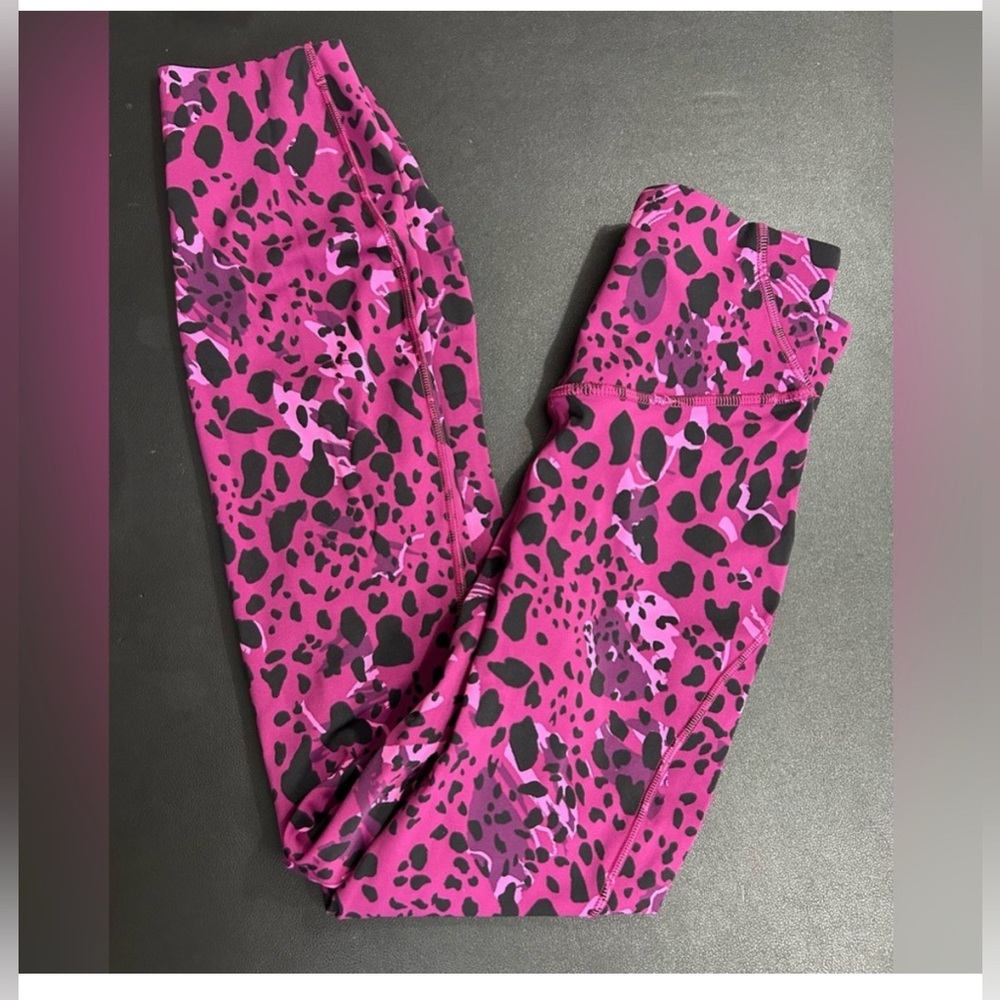Lululemon Base Pace High-Rise Tight Leggings Magenta Pink Black Leopard- SZ 2 - Picture 7 of 13